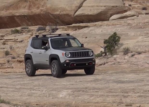 Jeep Renegade Off Road >> Driving The Jeep Renegade Commander Concept Off Road At The Jeep Renegade Off Road >> Driving The Jeep Renegade Commander Concept Off Road At The