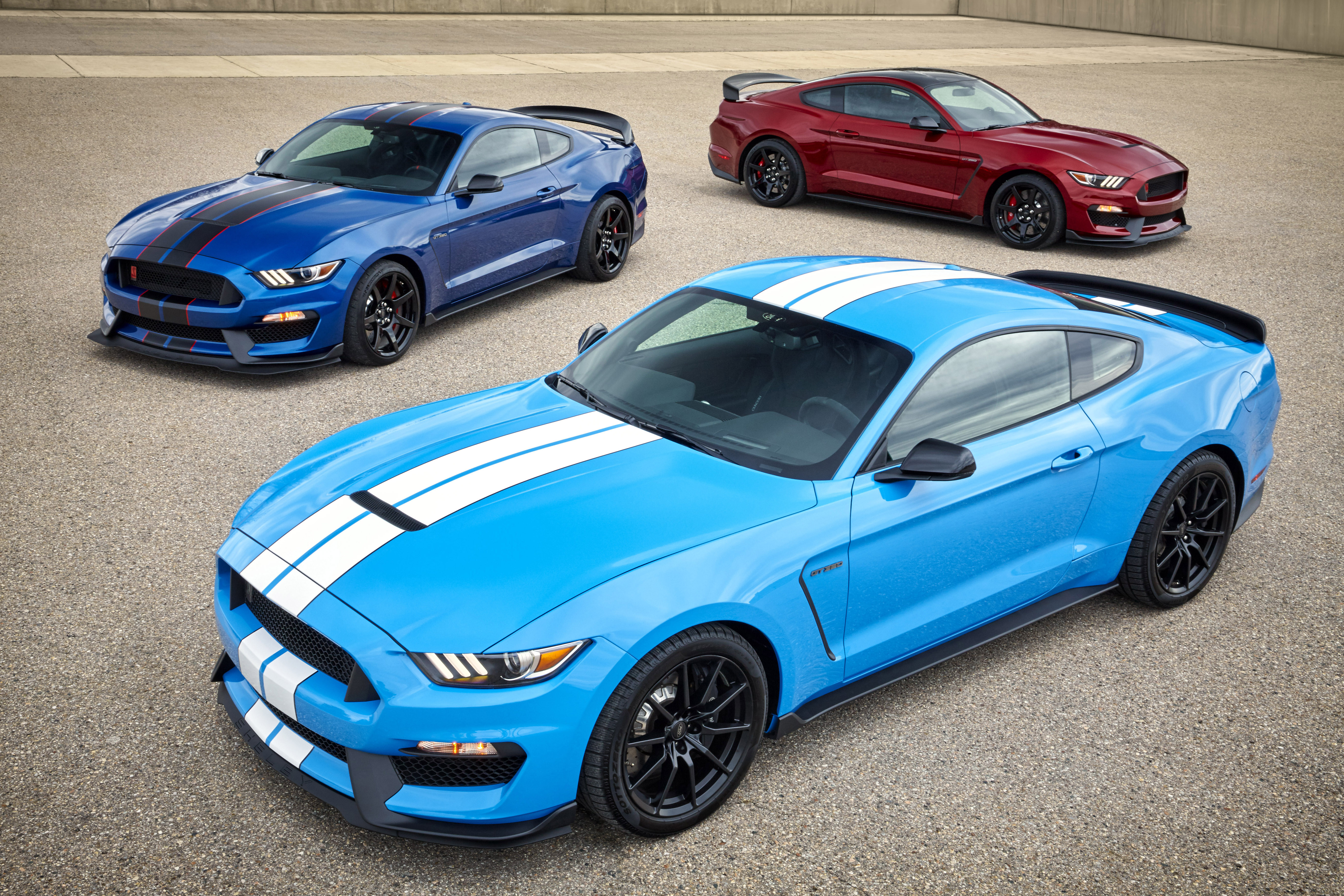 2017 Ford Shelby Gt350 Mustang Gets More Features New Colors News 2017 Ford Shelby Gt350