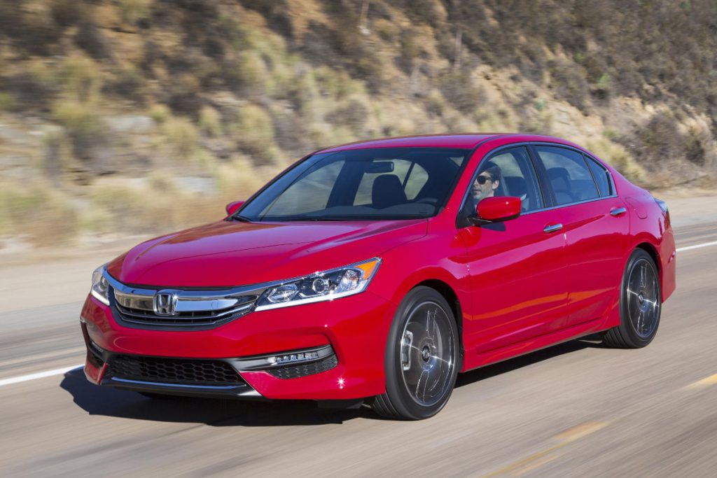 Honda adds Sport Special Edition model to its 2017 Accord lineup - The Fast Lane Car Honda adds Sport Special Edition model to its 2017 Accord lineup - The Fast Lane Car