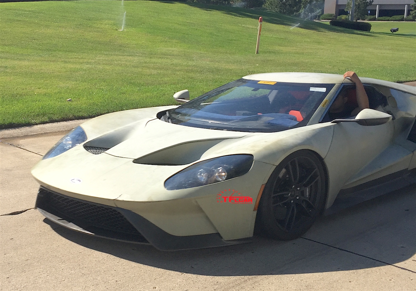 Is This a Production-Ready 2017 Ford GT Testing in the 