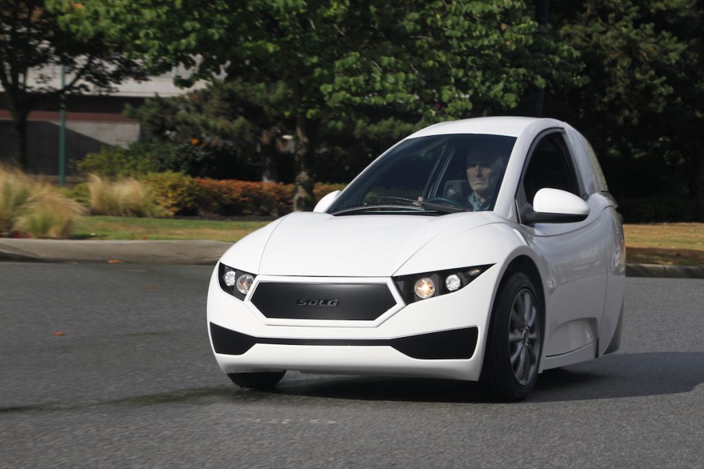 2017-emv-solo-ev-front-driving