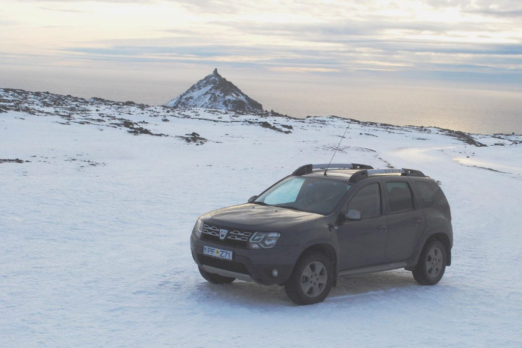 dacia_duster_glacier
