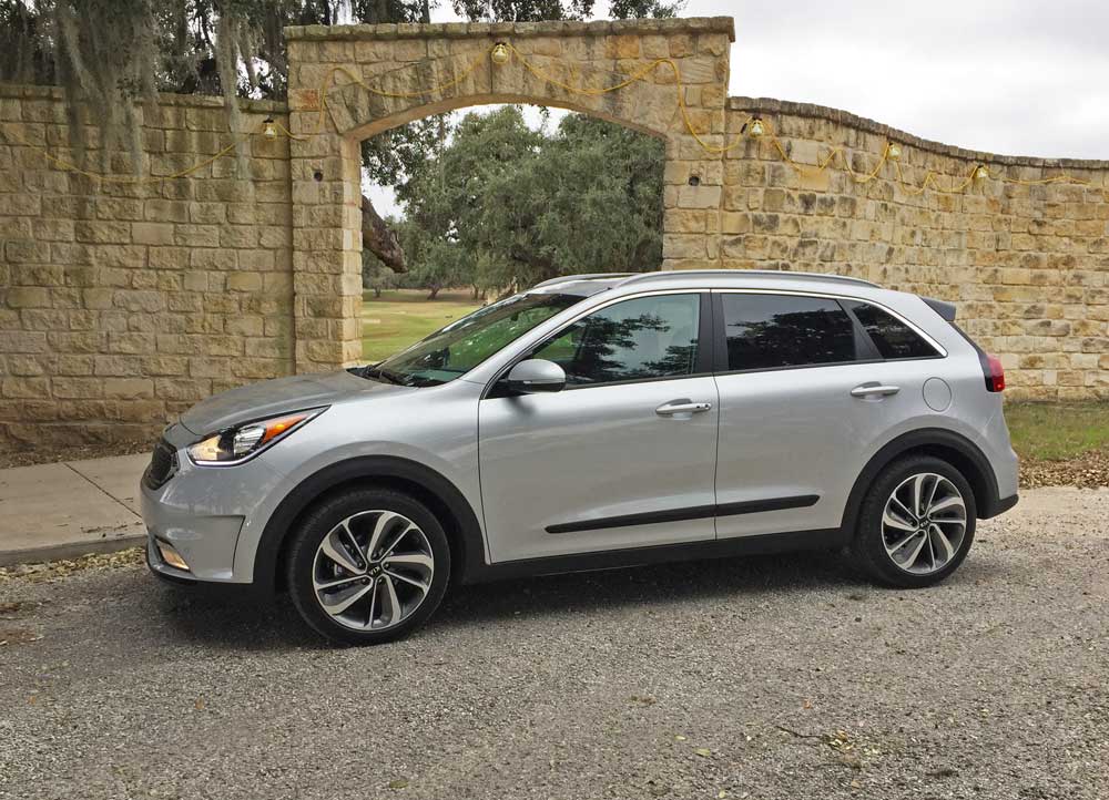 The New Kia Niro Hybrid Will Be Available In Five Progressive Levels Kia Niro Hybrid