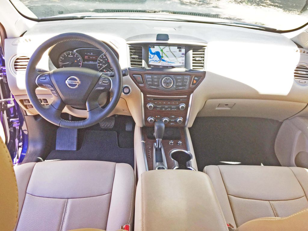 Nissan Pathfinder Dsh