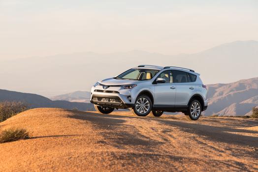 2017 Toyota Rav4 Awd Capable Smooth Fuss Free Review The Fast 2017 Toyota Rav4