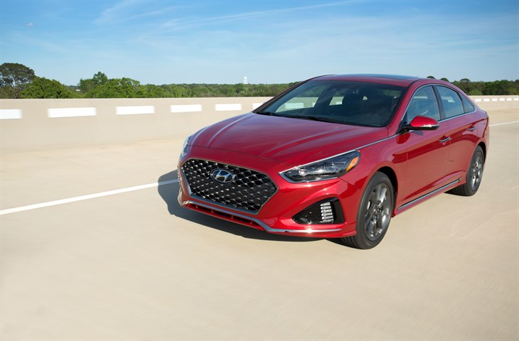 Driving The 2018 Hyundai Sonata Turbo Video Fast Lane Car With 2 4 Liter Which I Ve Driven Before 185 Horse Engine That Makes 178 Lbs Feet Of Torque Drove The Turbo And It Was A Terrific Drive