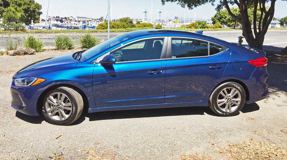 Hyundai-Elantra-Eco-LSD