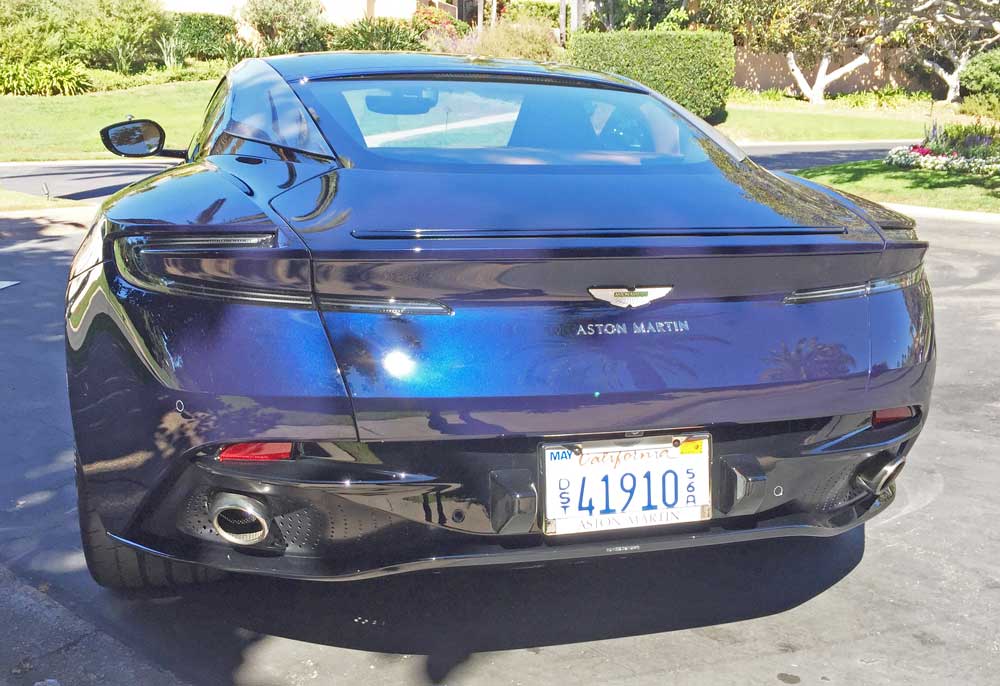 Aston-Martin-DB11-V8-Tail