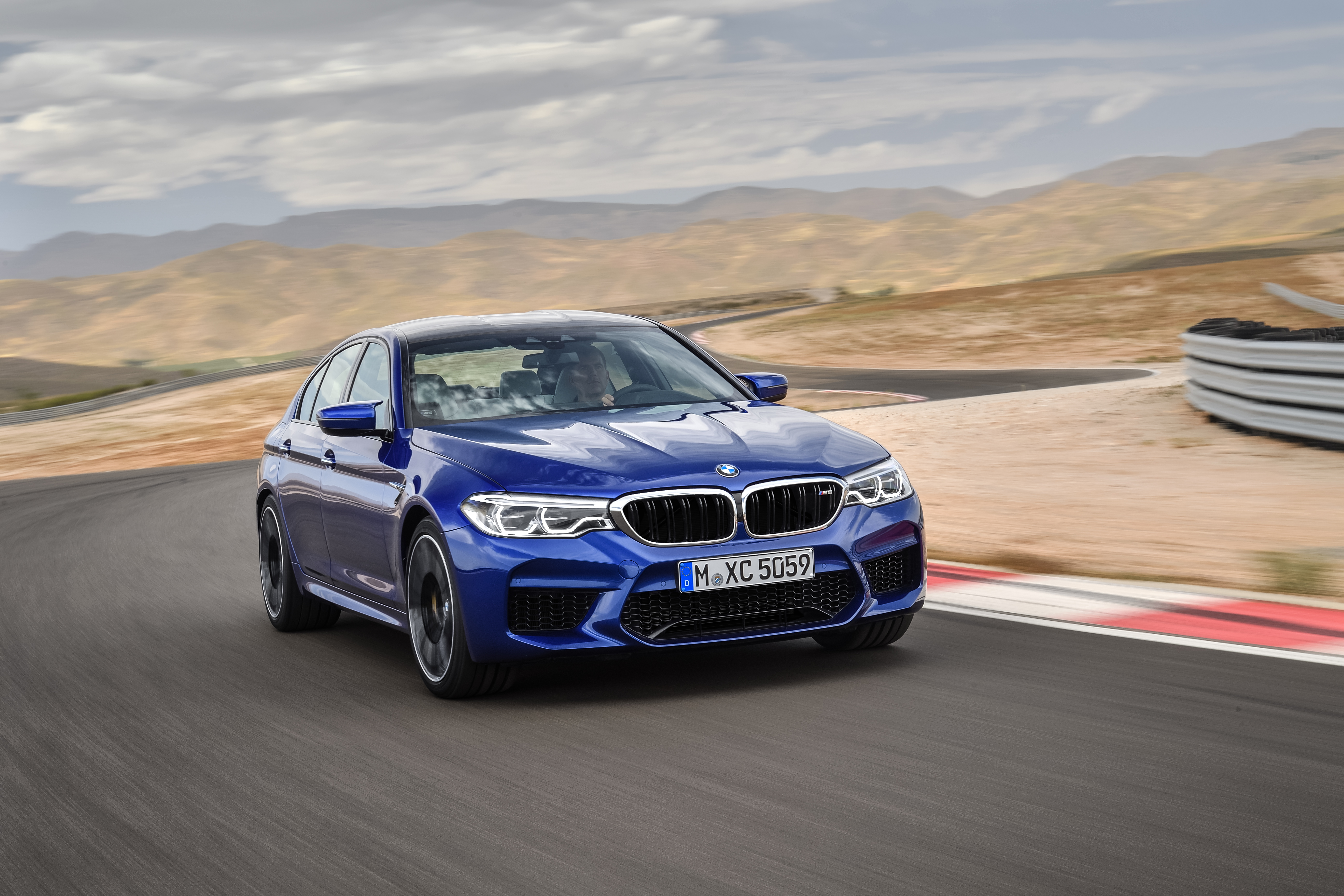 Bmw m5 какого года