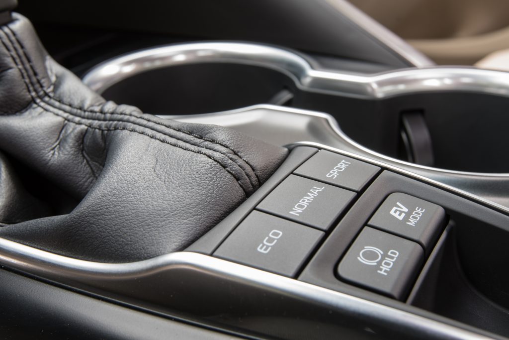 2018 Toyota Camry XLE Hybrid