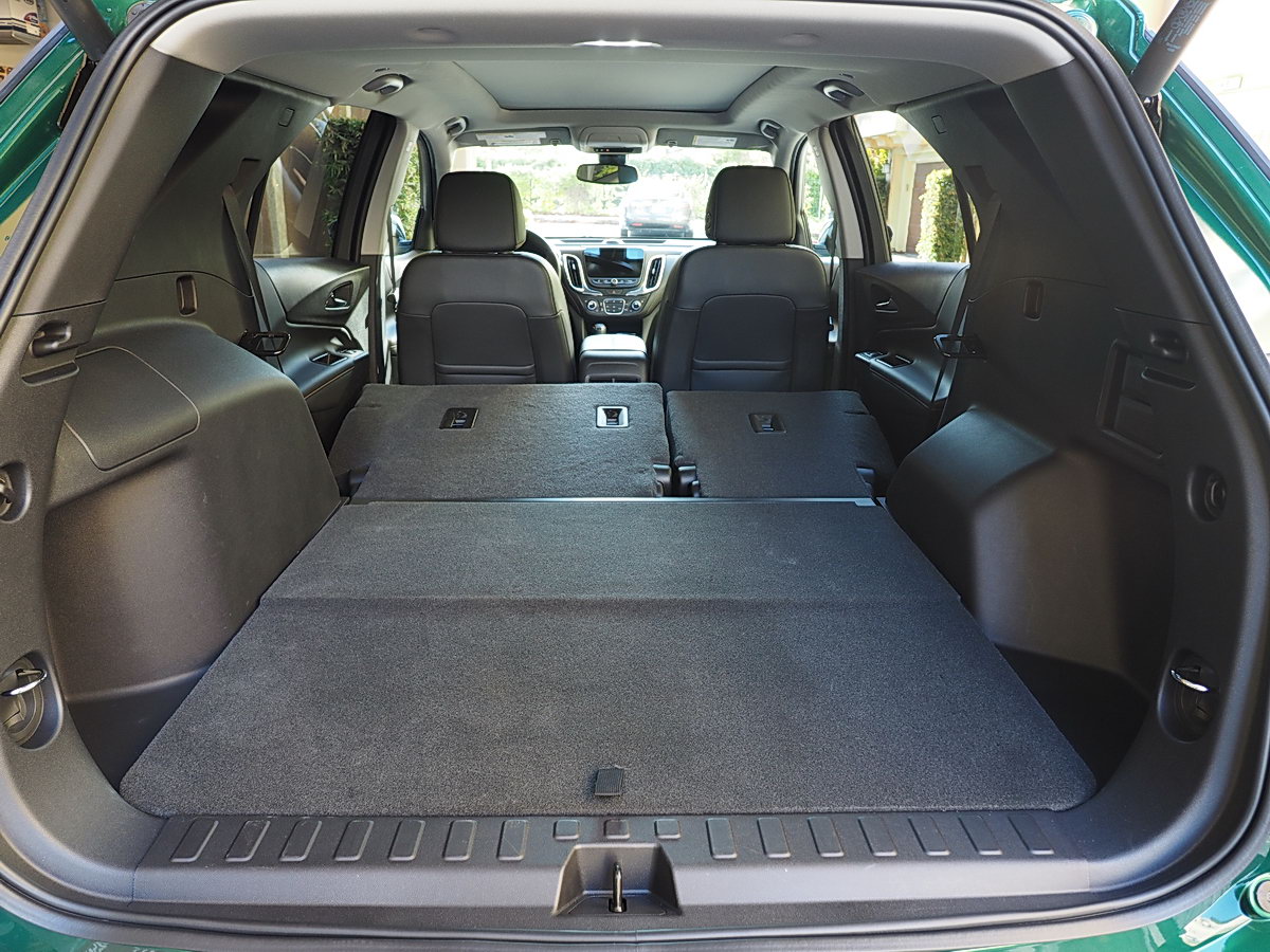 2018 Chevrolet Equinox Premier Less Exterior Size More