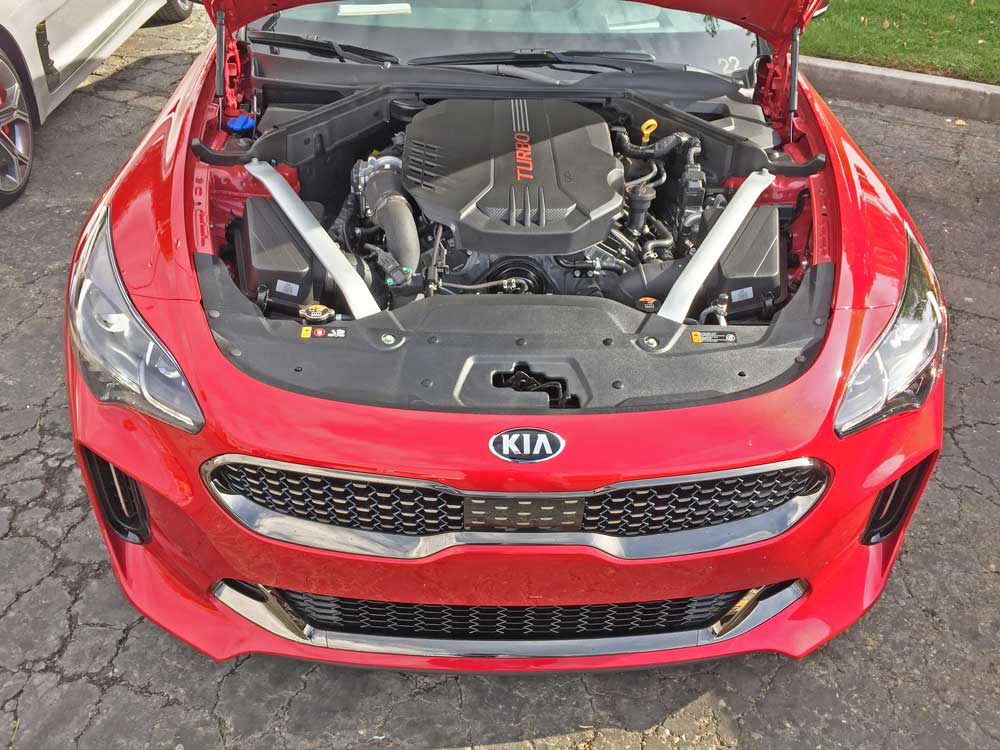kia stinger аккумулятор