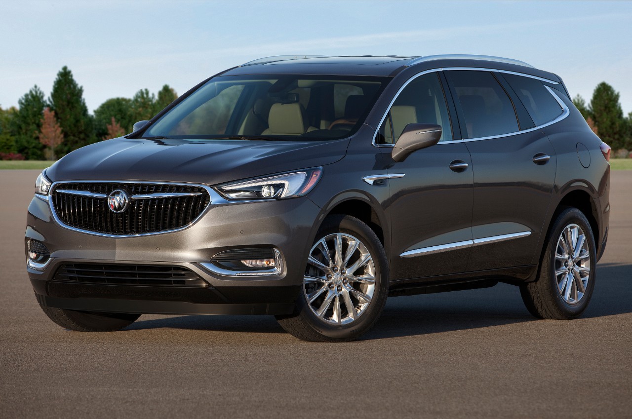 2018-buick-enclave-reaching-for-new-heights-in-refinement-and-style