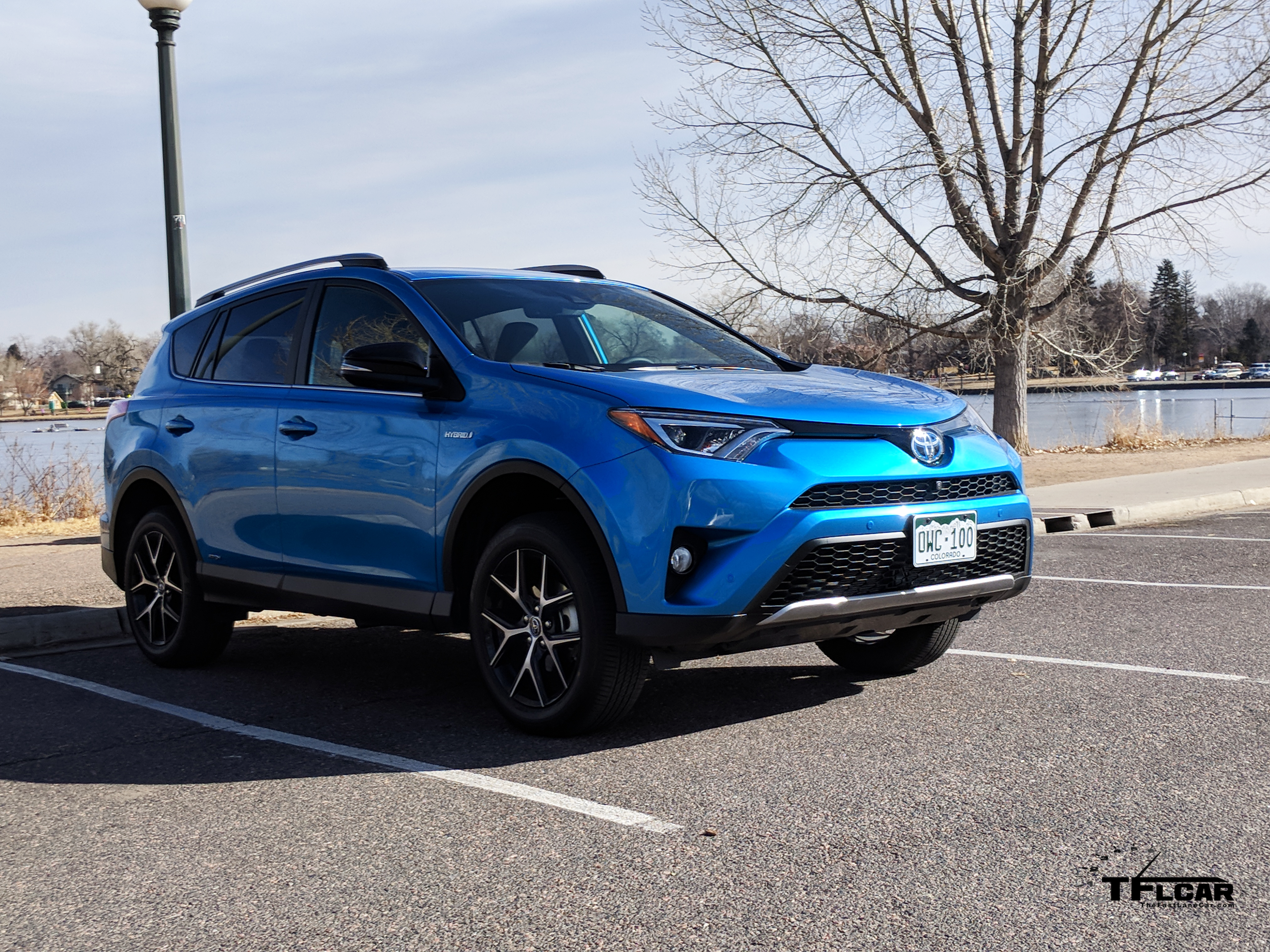 Seizing the Sales Crown 2018 Toyota RAV4 Hybrid [Review