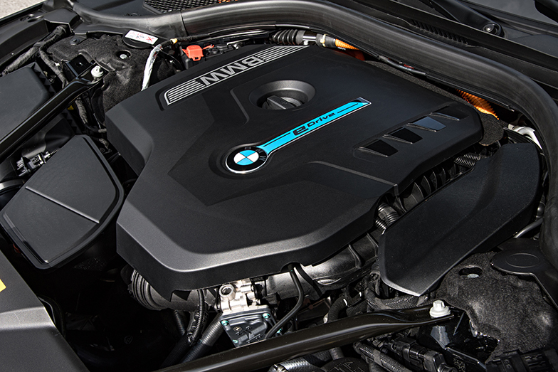 2018 BMW 740e xDrive iPerformance