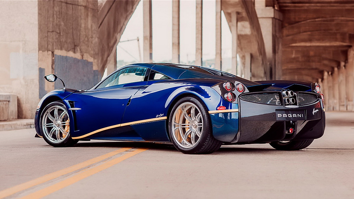 2014 Pagani Huayra
