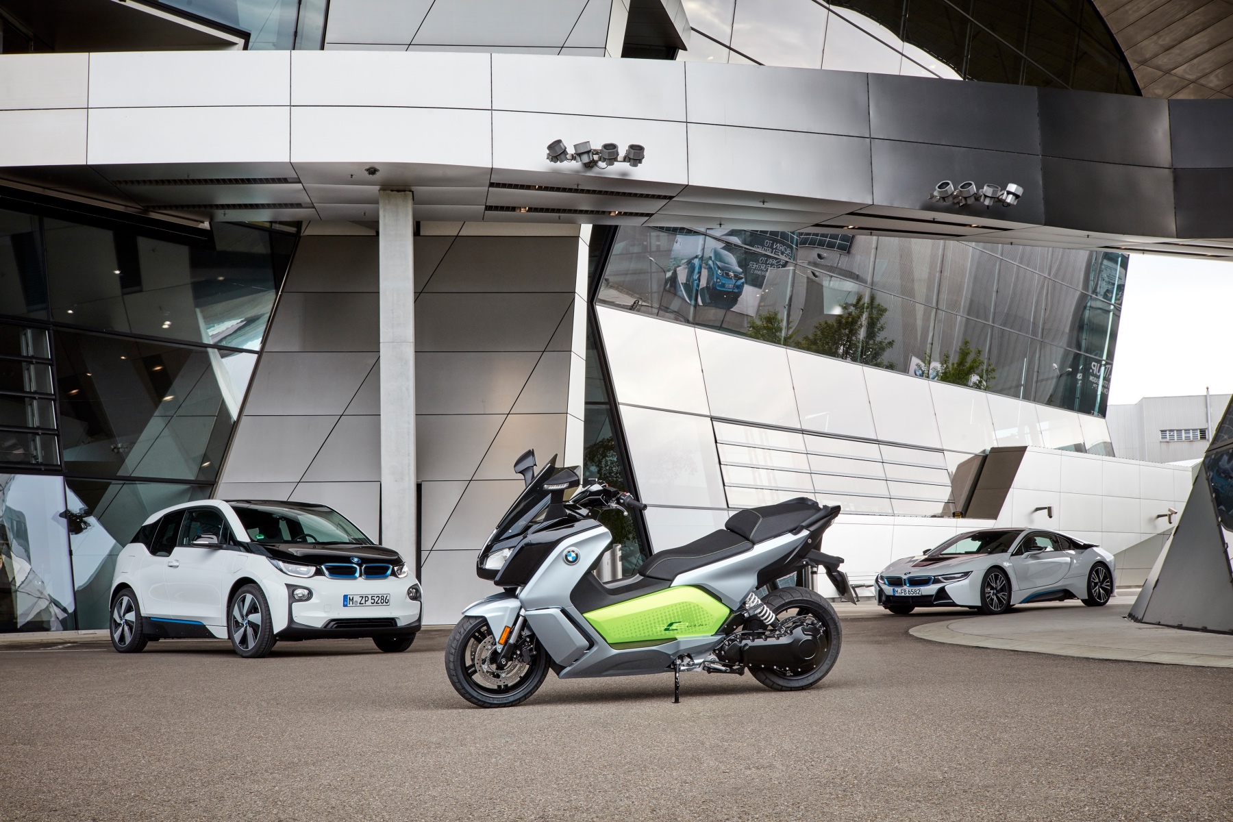 2019 Bmw C Evolution First Ride Review An I3 On Two