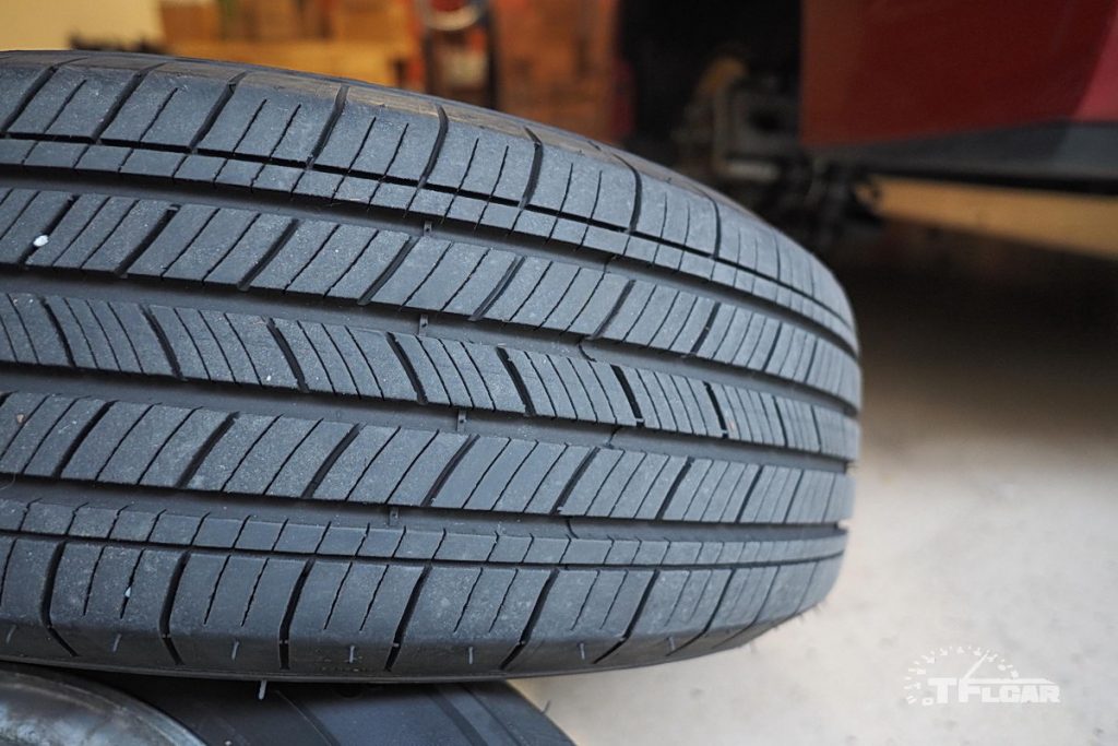 Michelin Energy Saver all-season tire tread pattern