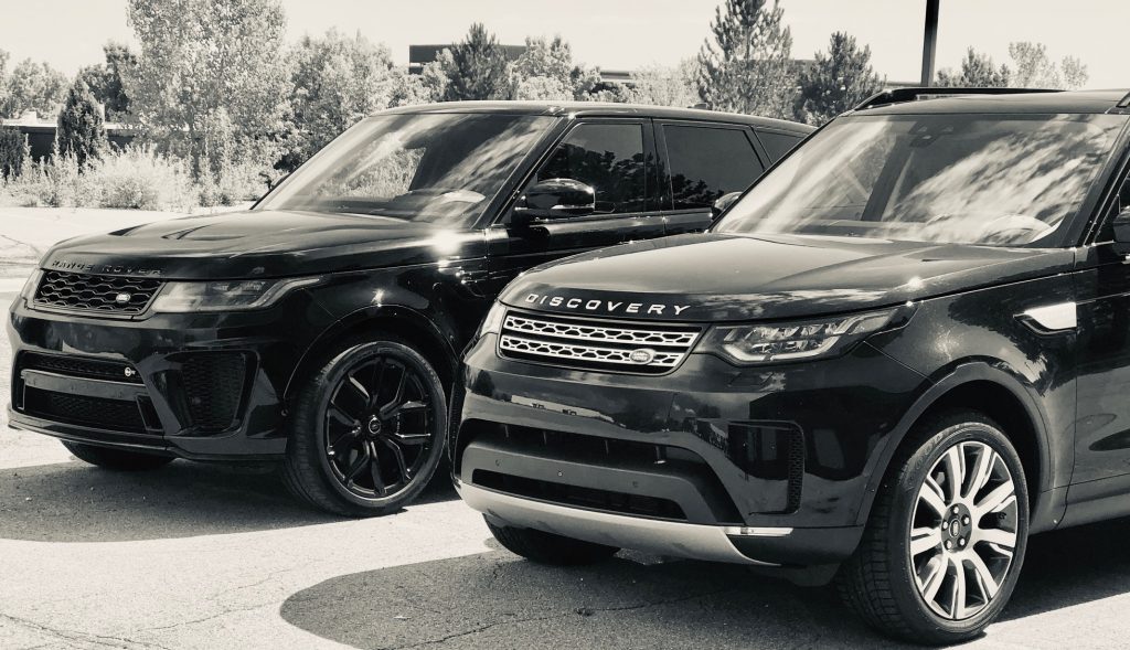 2019 Land Rover Discovery vs. Range Rover Sport SVR We