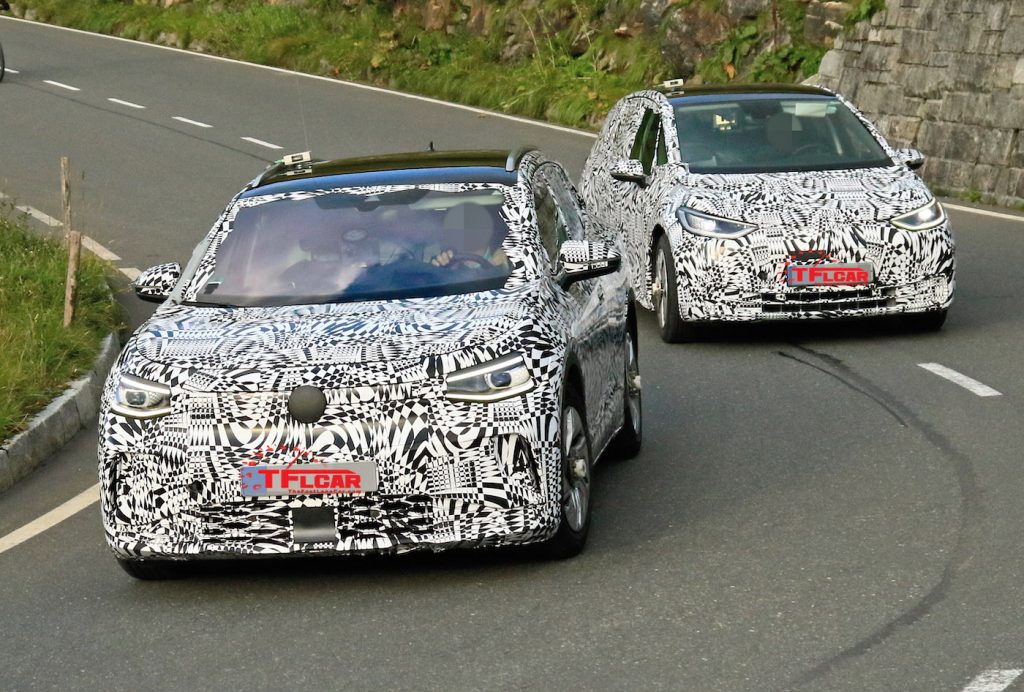 vw id cross electric suv crossover spy