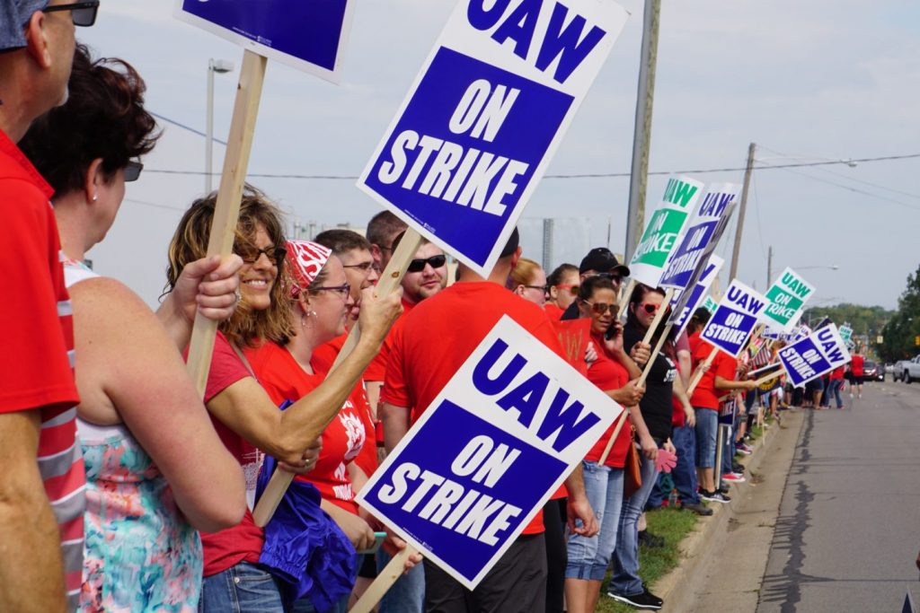 fca-uaw-tentative-deal-newsa