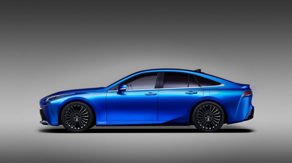 the 2021 toyota mirai looks like a lexus and is powered