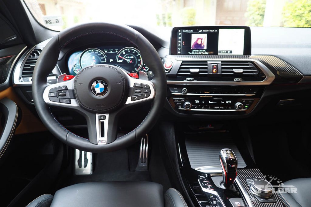 interior cockpit of 2020 BMW X3