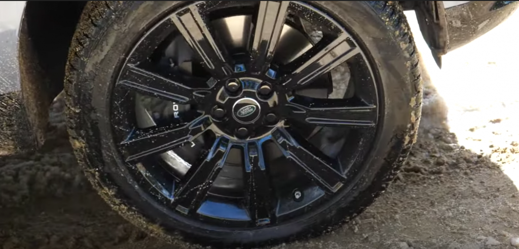 Range Rover 21-inch wheel