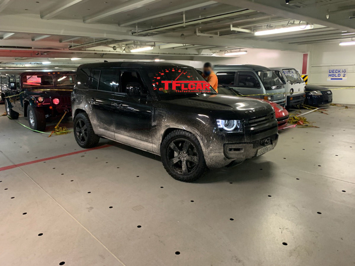 Check Out This Land Rover Defender From The Latest Bond Movie