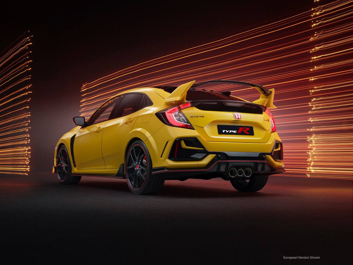 The Most Hardcore 21 Honda Civic Type R Limited Edition Packs A 44 950 Price The Fast Lane Car